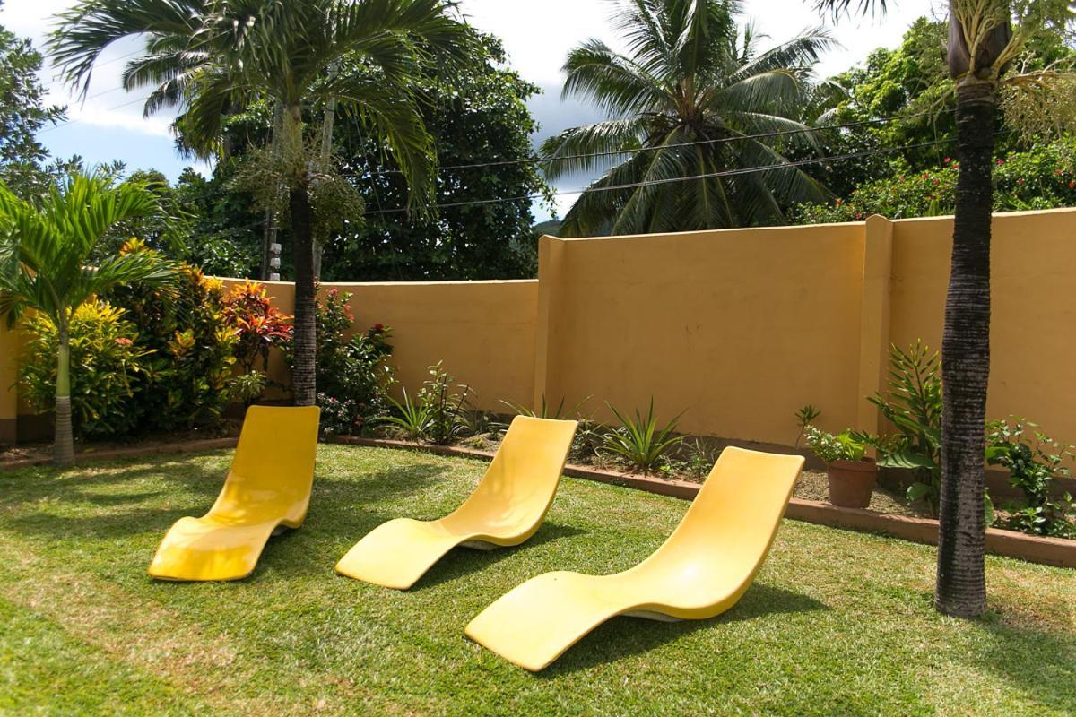 Panorama Guesthouse Apartments Beau Vallon Beach Exterior foto