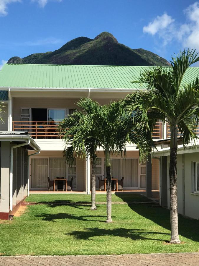 Panorama Guesthouse Apartments Beau Vallon Beach Exterior foto
