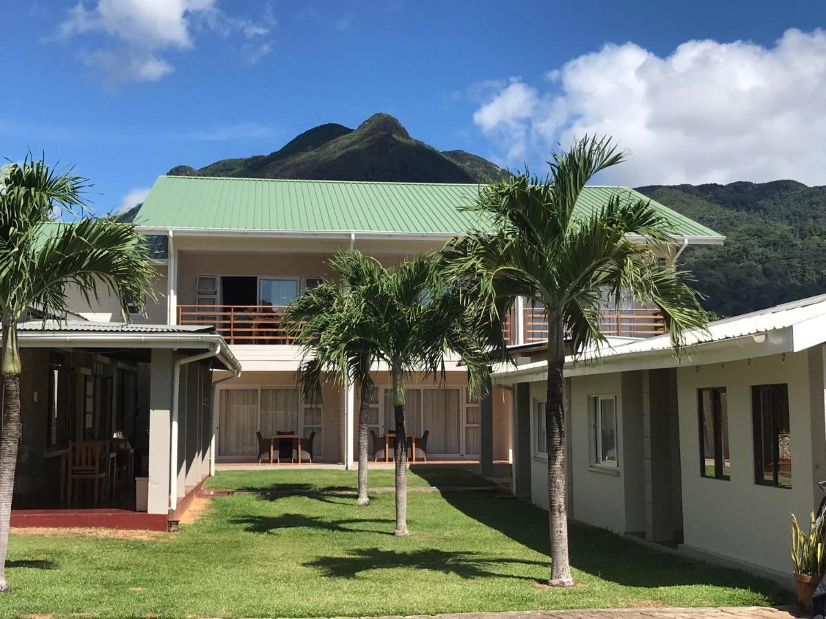 Panorama Guesthouse Apartments Beau Vallon Beach Exterior foto