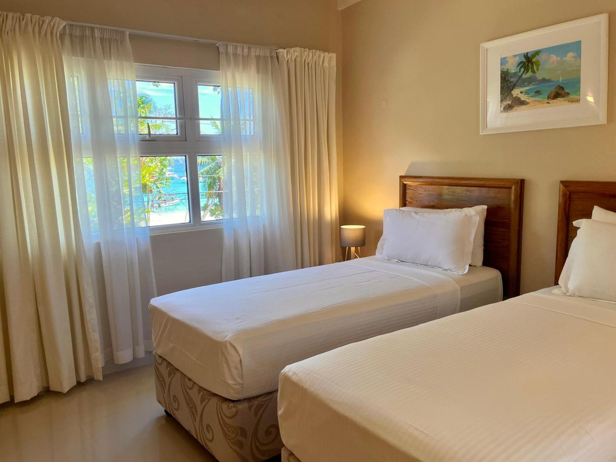 Panorama Guesthouse Apartments Beau Vallon Beach Exterior foto
