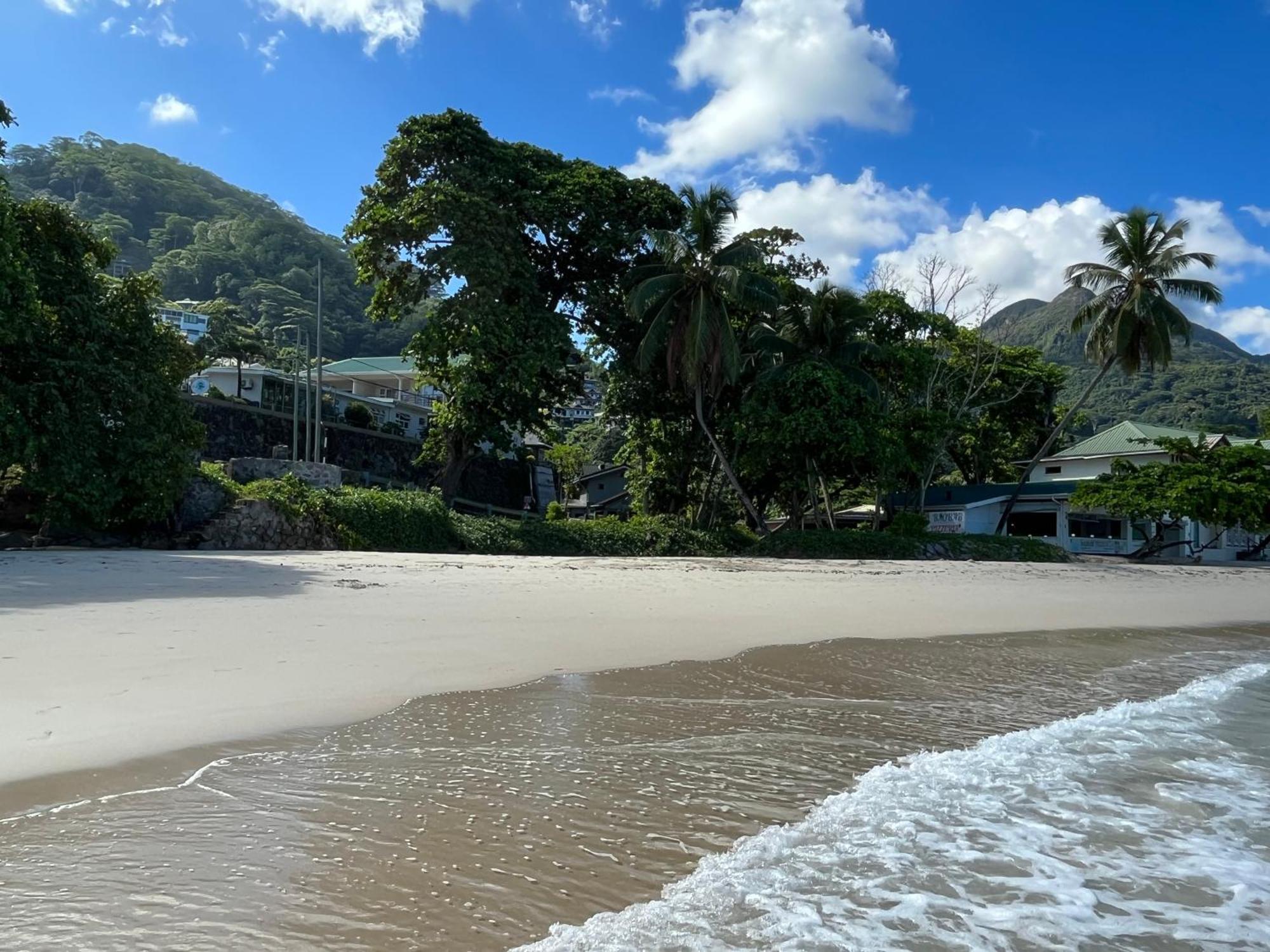 Panorama Guesthouse Apartments Beau Vallon Beach Exterior foto